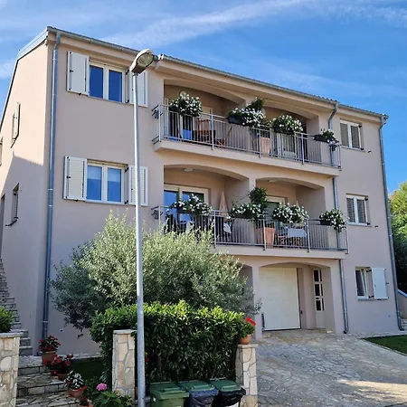Karla Appartement *